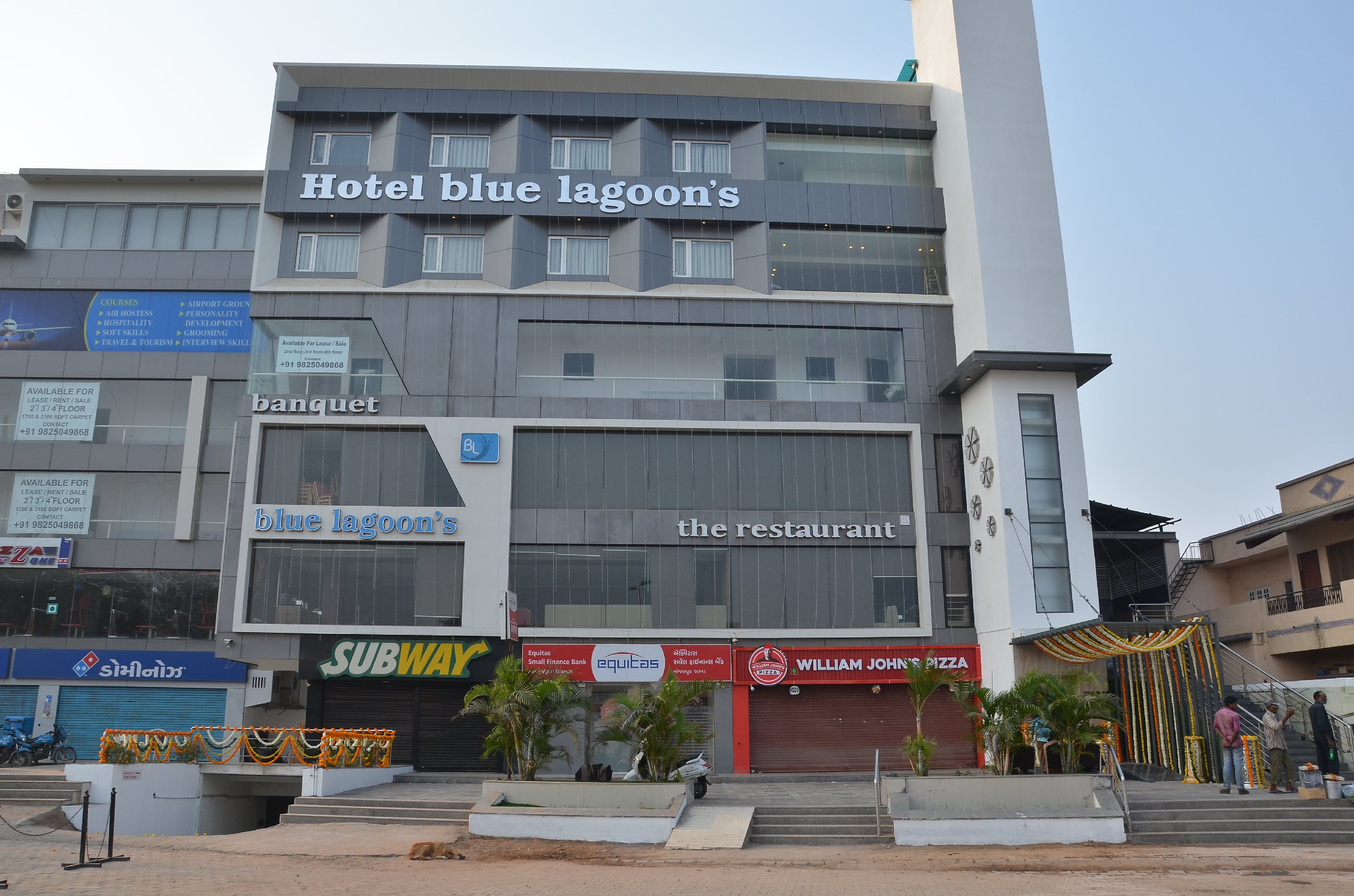 Hotel Blue Lagoons Manjalpur Near Makarpura - Tap to explore photos