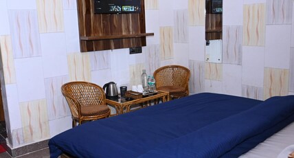 Morning Breeze Homestay Kanatal Room Type - Executive Room With Window and Mountain View