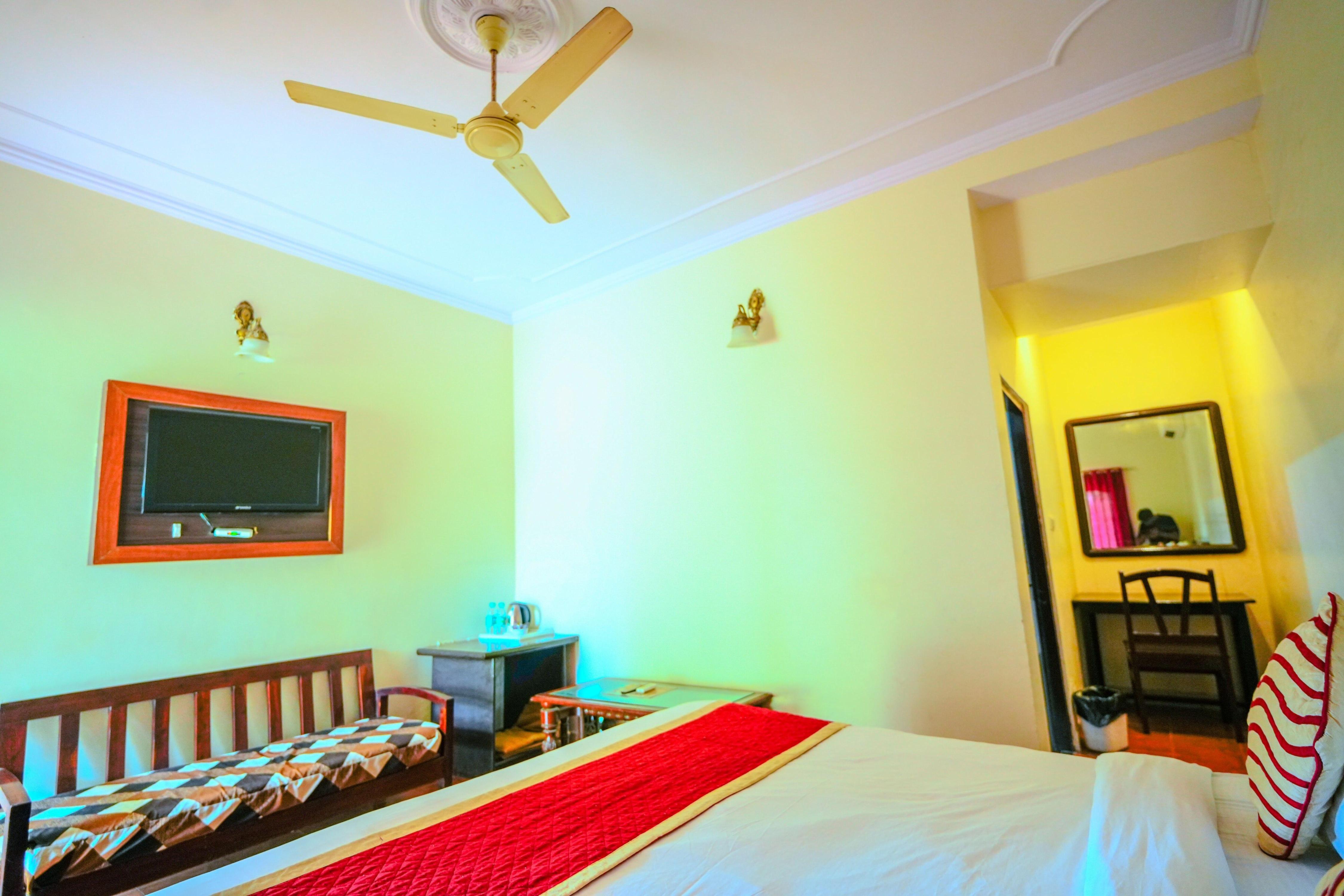Hotel Ankur Resort - Tap to explore photos