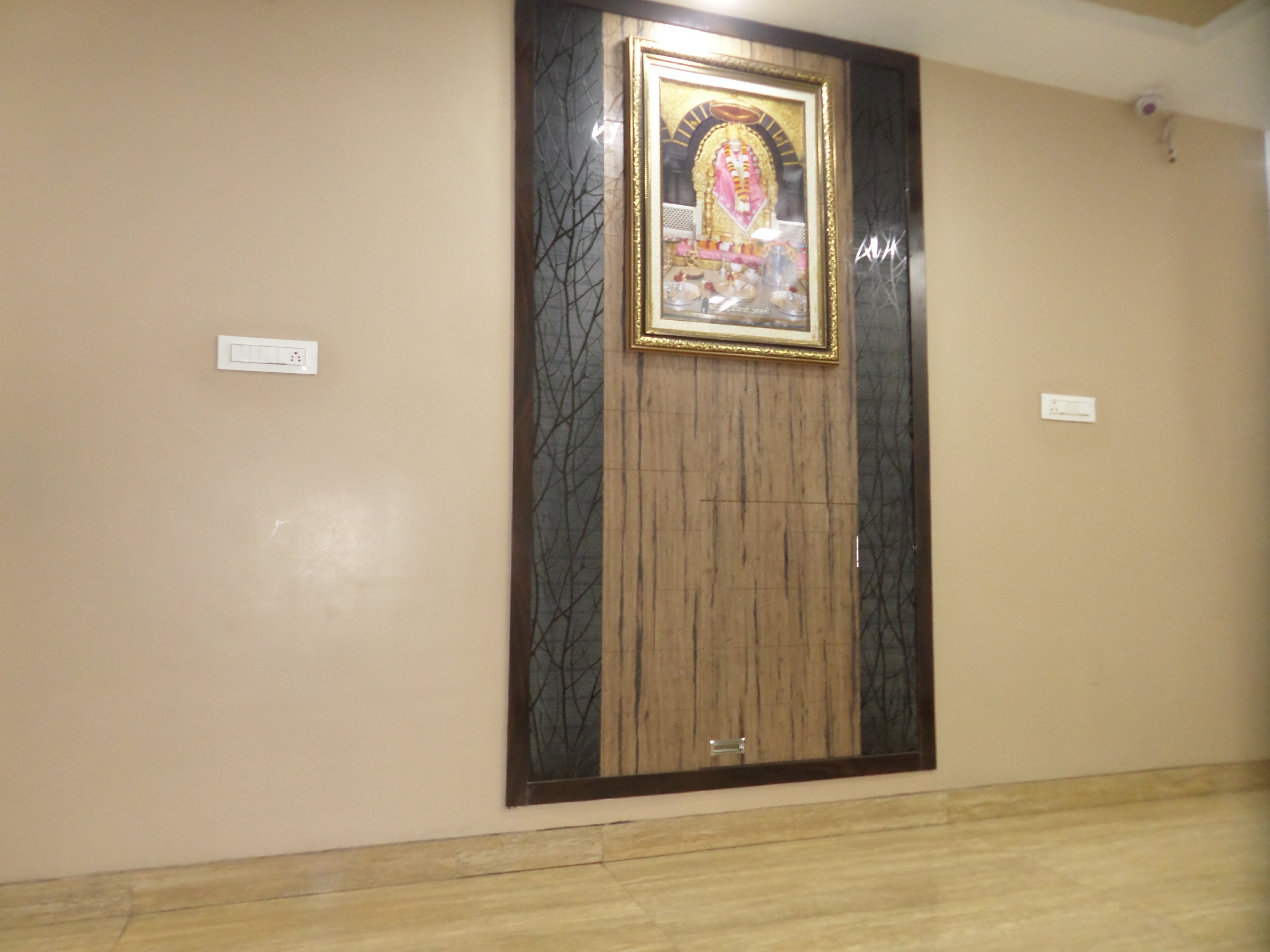 Dwarka Lodge - Tap to explore photos