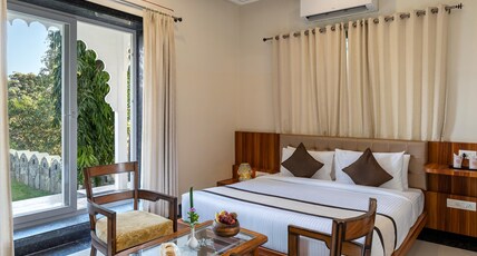 The Everest Hill Resort | Suites with Jacuzzi | Spa | Resort in Kumbhalgarh Room Type - Garden Super Deluxe Room Free Access to Swimming Pool | 15 Discount on Food & Spa. The Everest Hill Resort | Suites with Jacuzzi | Spa | Resort in Kumbhalgarh Room Type - Garden Super Deluxe Room Free Access to Swimming Pool | 15 Discount on Food & Spa.