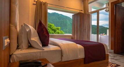 Hotel Rishikesh Grand by Kool-stays Room Type - Deluxe Room with Moutain View