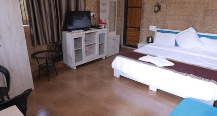 Mango Valley Resort Ganpatipule Room Type - Superior Chalet