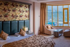 Hotel D Meadows Ladakh (Dras)