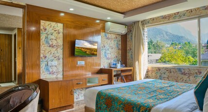 The Montreal Srinagar (A Unit of Montreal Group) Room Type - Family Interconnected (2 Bed Room) - Mountain View