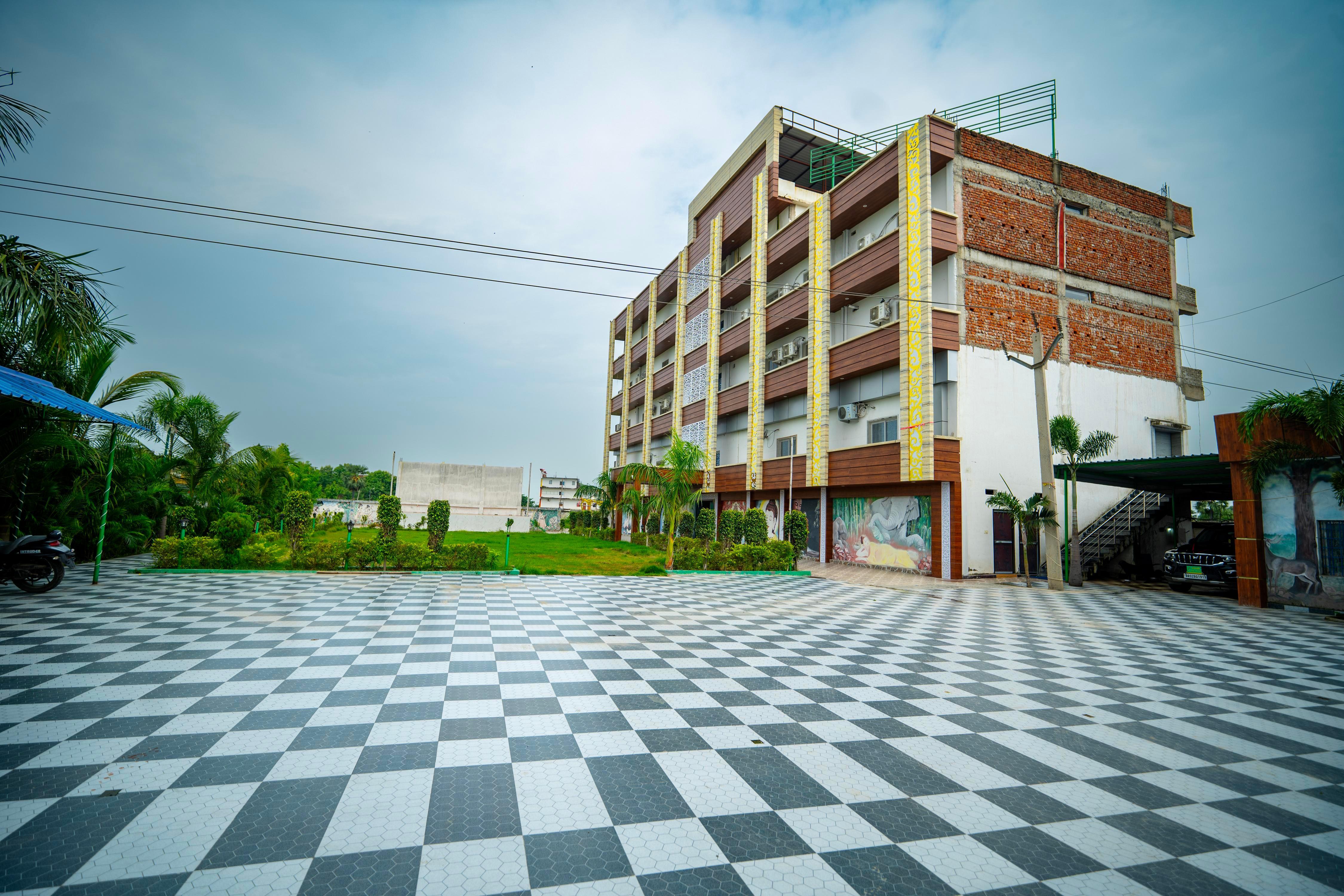 Hotel The Royal Buddha - Tap to explore photos