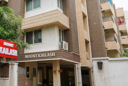 Mount Kailash Suites