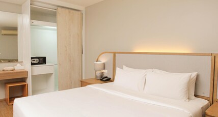 Brighton Hotel Bangkok Room Type - Deluxe Room