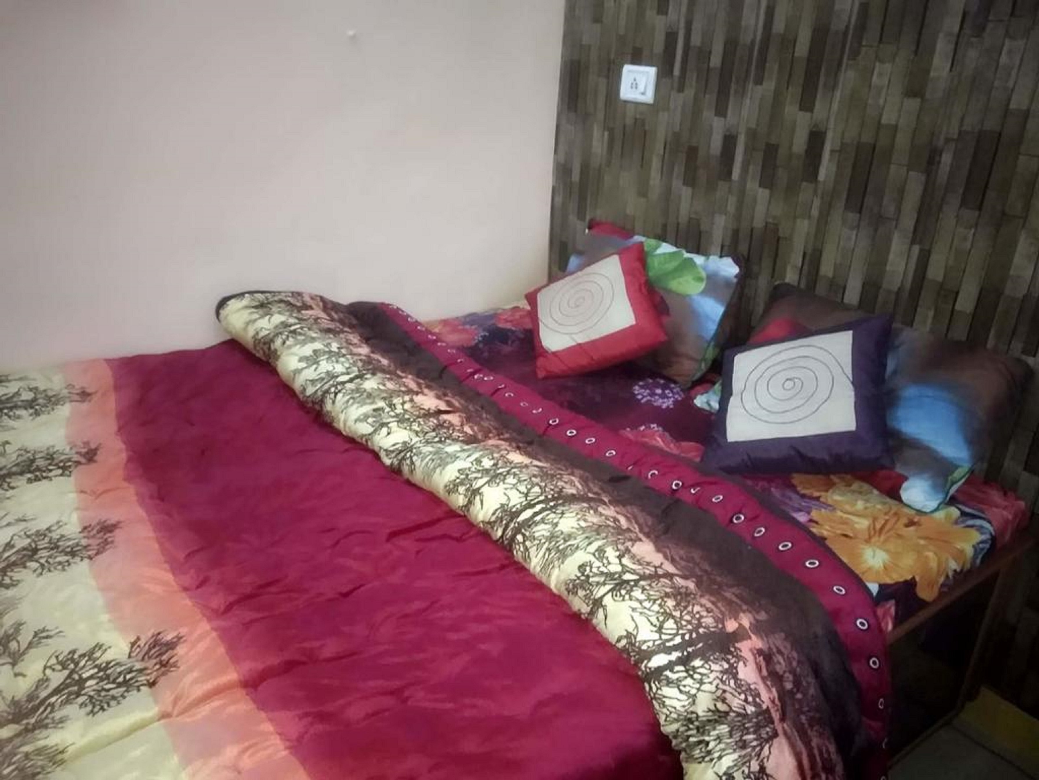 Hotel Anmol - Tap to explore photos