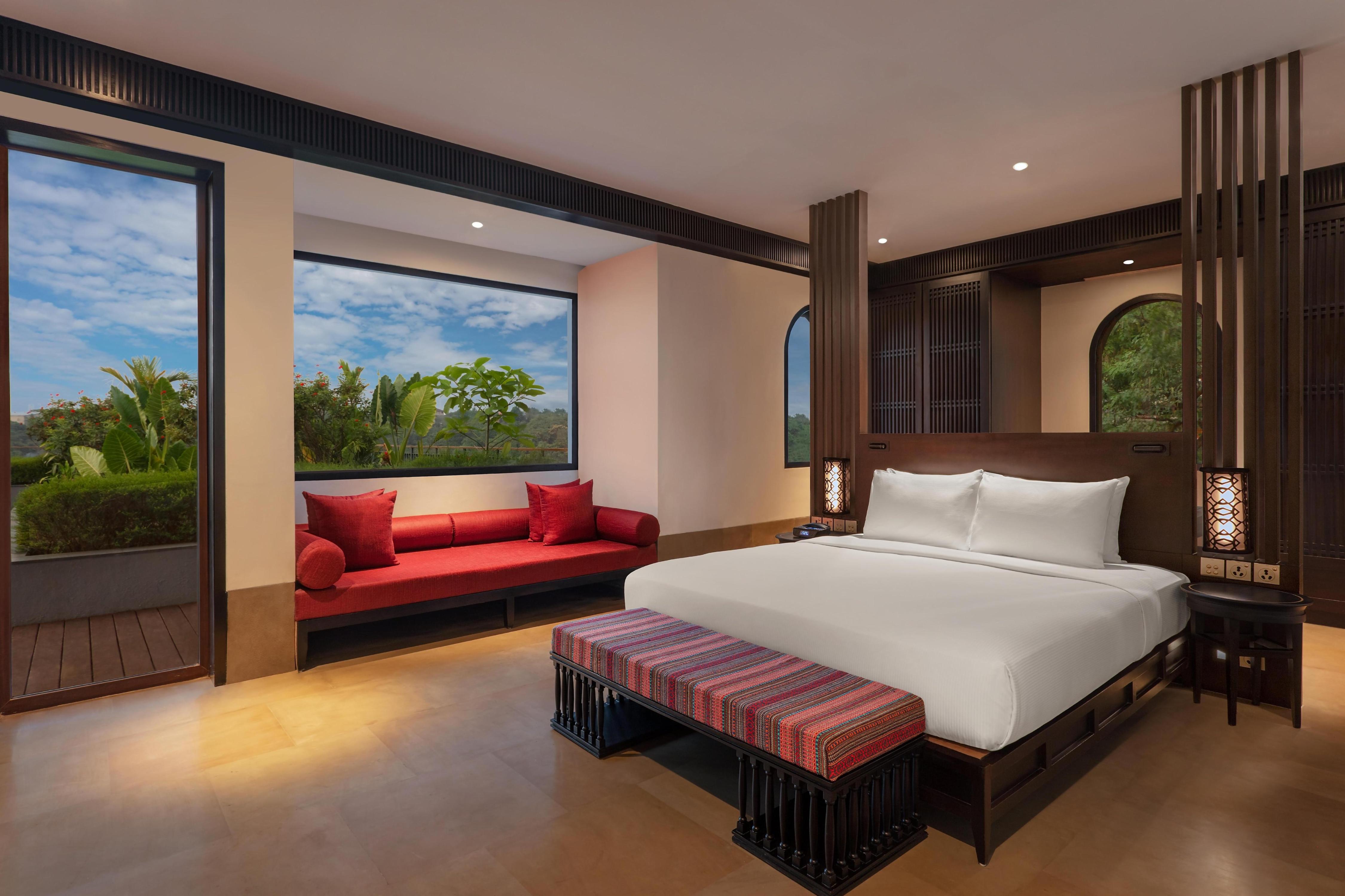 Hilton Goa Resort,Candolim - Tap to explore photos