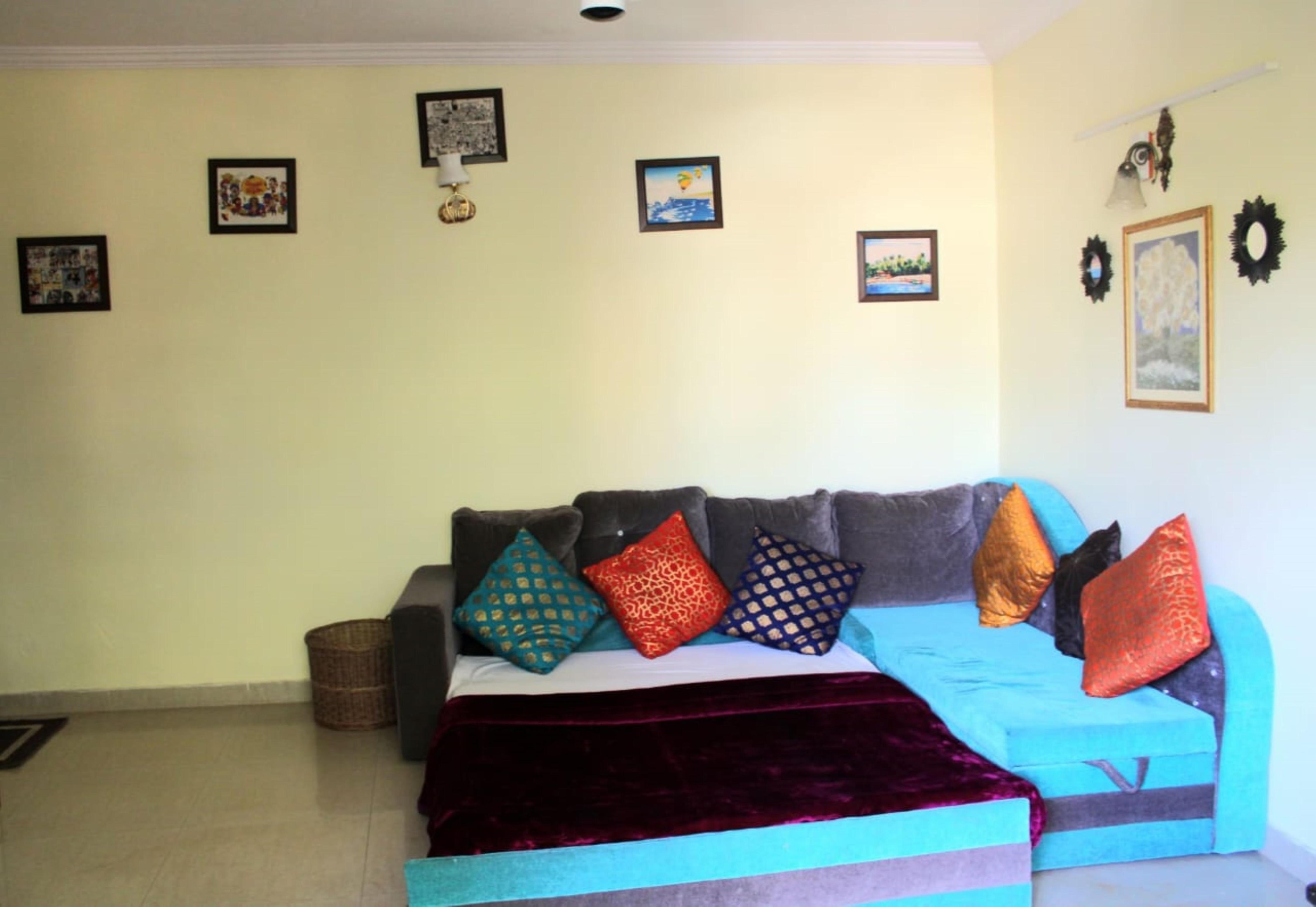 Blue Flamingo 1BHK Private Apartment - Tap to explore photos