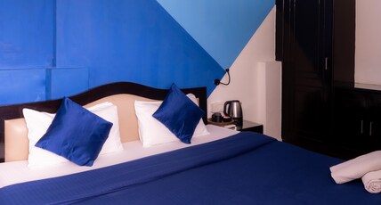 Joey's Hostel Agra | Dorms & Private Rooms Room Type - AC Taj View Superior Double Room with Attached Washroom