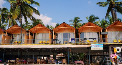 Sameer Beachfront Cottages, Palolem Room Type - Deluxe Double Room with Balcony and Sea View