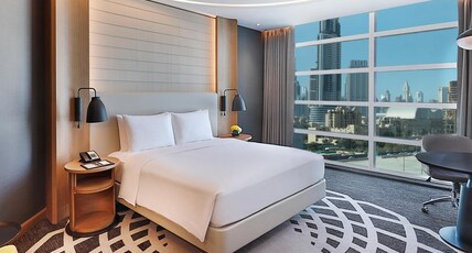 DoubleTree by Hilton Dubai - Business Bay Room Type - KING ACCESSIBLE ROOM