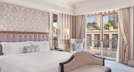 Al Habtoor Palace Room Type - King Empire Suite