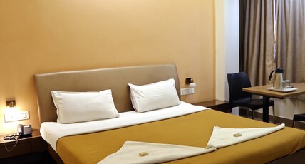 Hotel Gokul Room Type - Deluxe AC Room