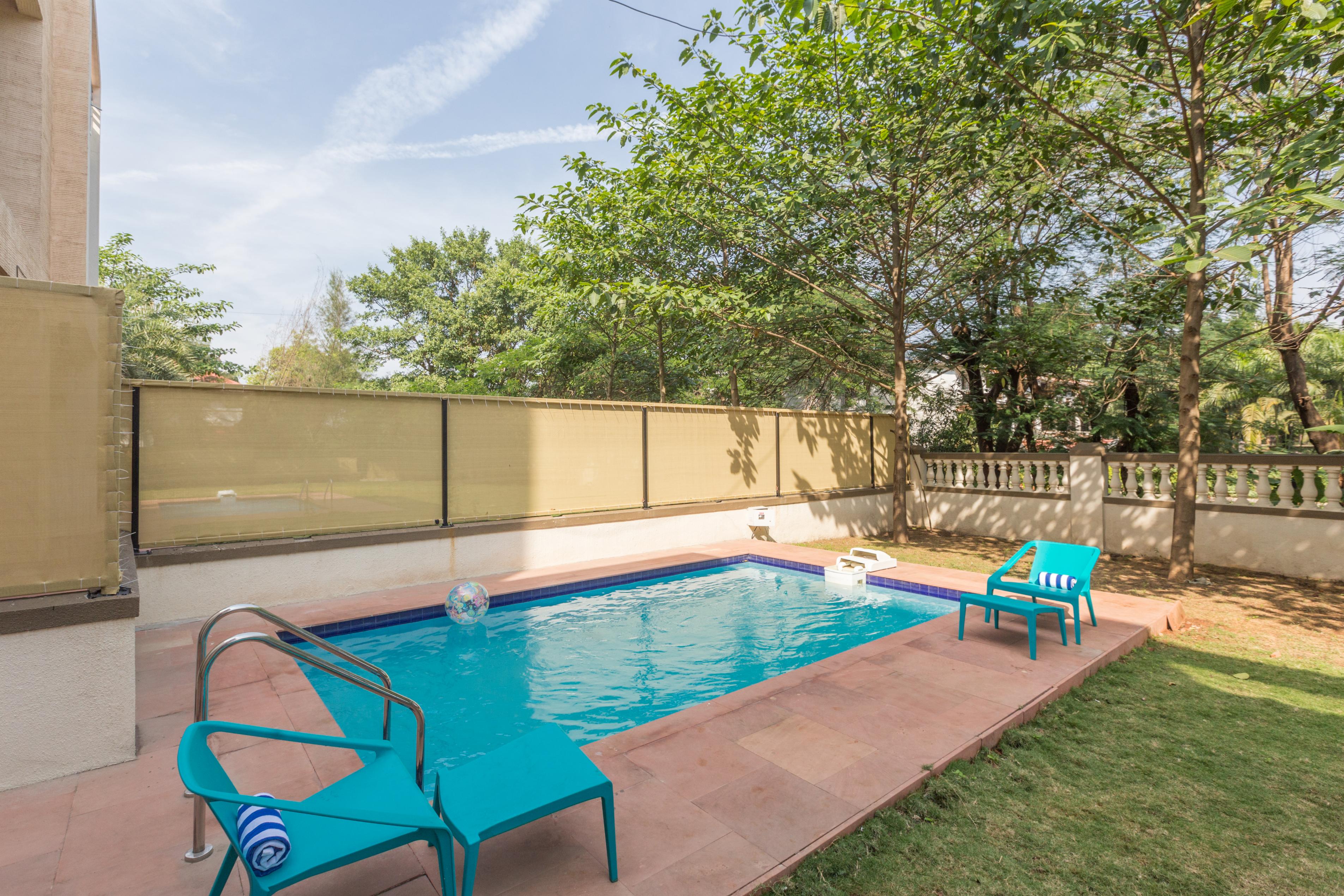 StayVista | Greenwoods Five 5 BHK Villa - Tap to explore photos