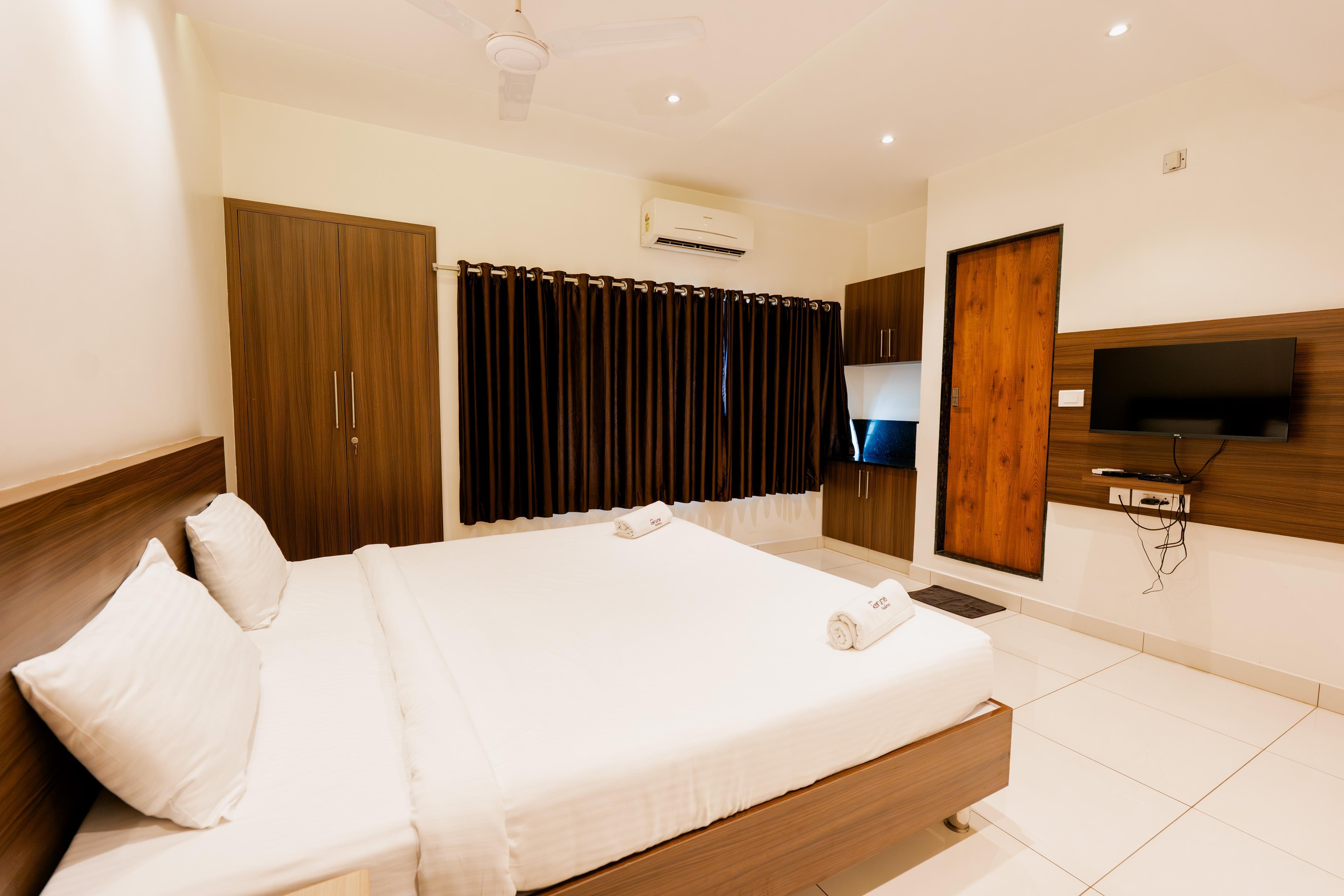 Hotel Karuna Residency - Tap to explore photos