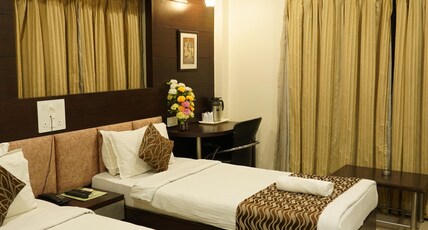 Marshall The Grand Hotel Room Type - Super Deluxe King Bed Room