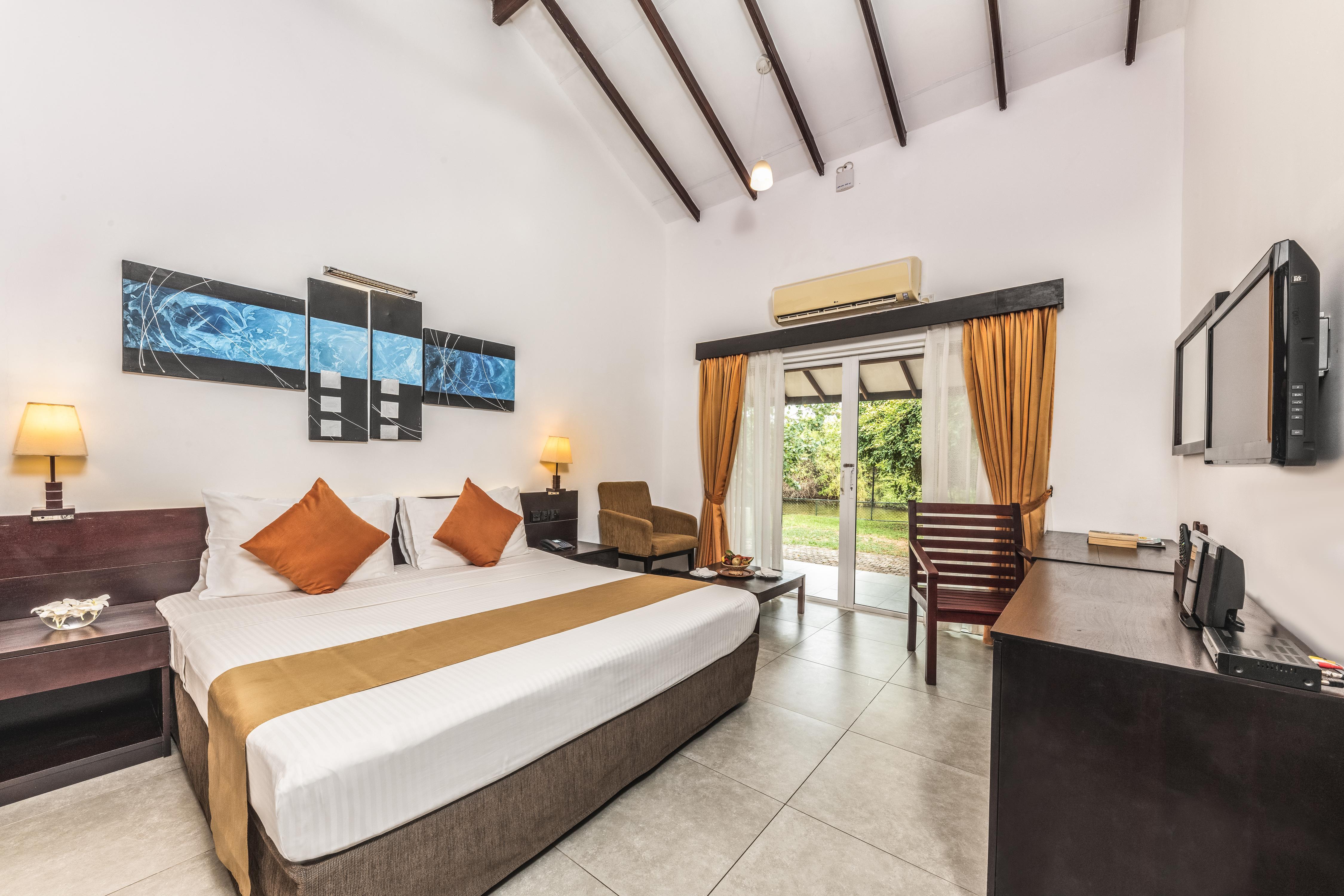 Amethyst Resort Passikudah - Tap to explore photos