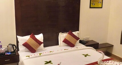 Corbett Tigers n Trees Room Type - Deluxe Room