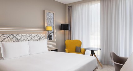 Hilton Garden Inn Bordeaux Centre Room Type - KING DELUXE ROOM
