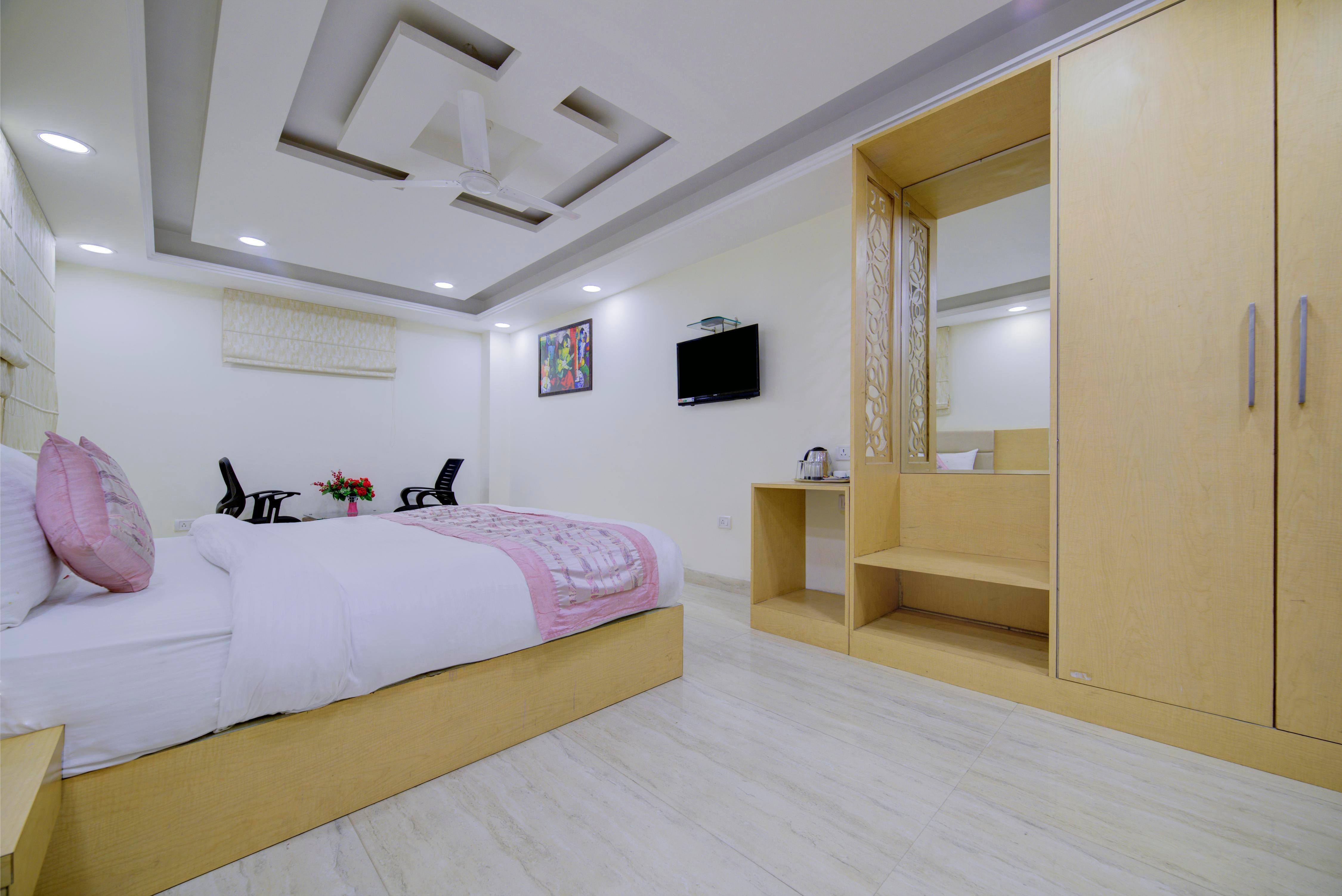Hotel Grand Suites - Delhi Airport - Tap to explore photos