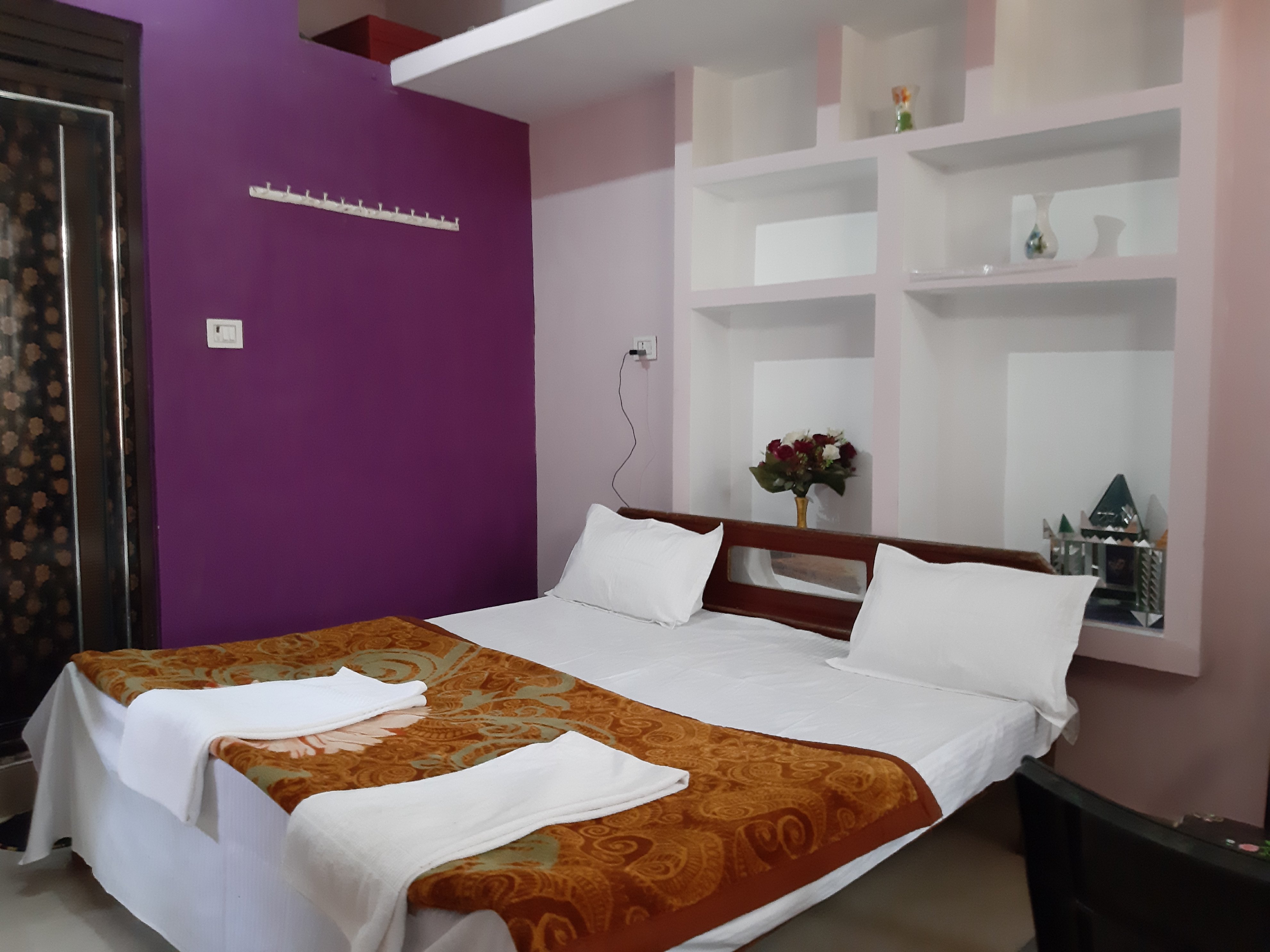 SHREE RAM HOMESTAY - Tap to explore photos