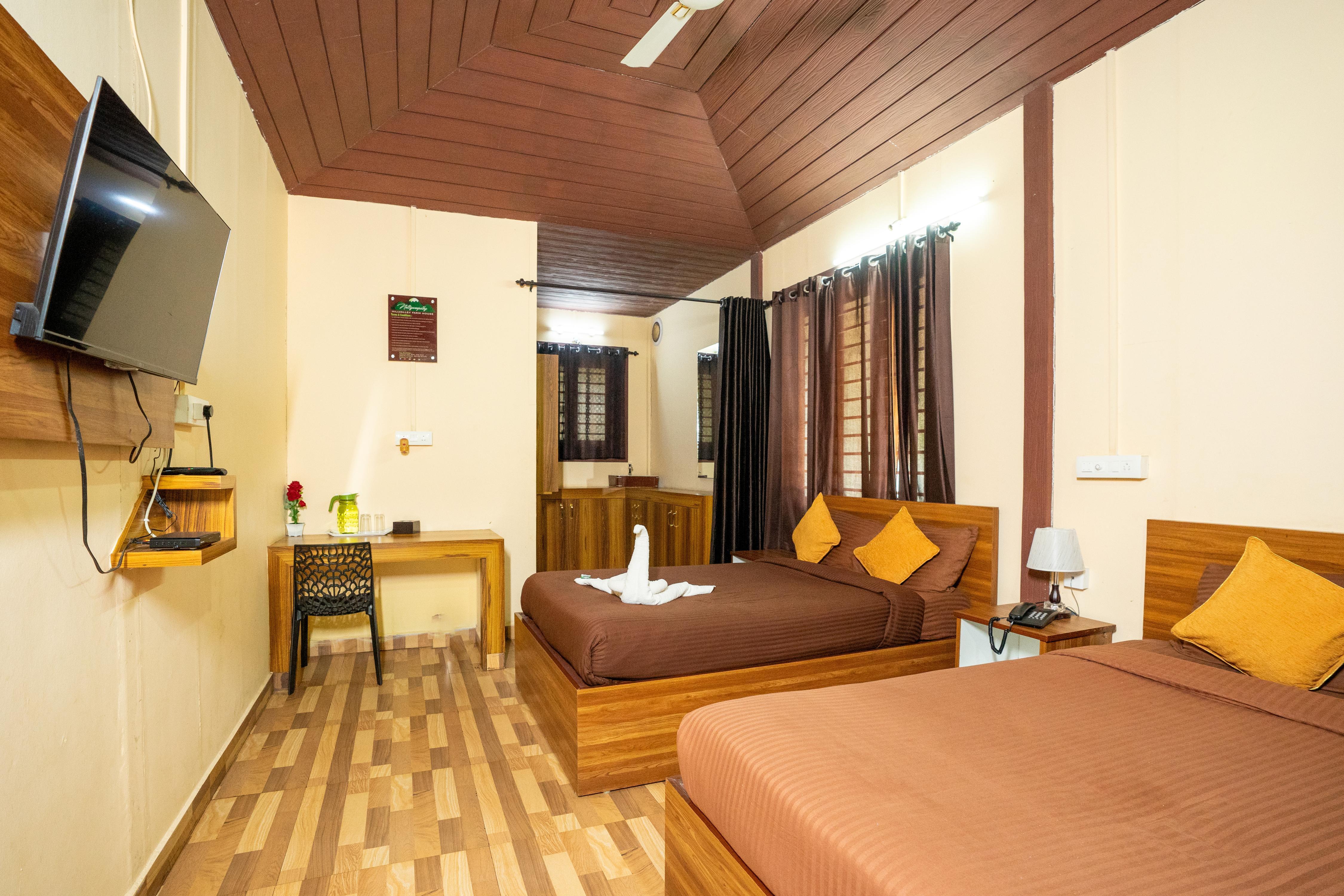 Hill Valley Farm House Room Type - Mountain View Premium