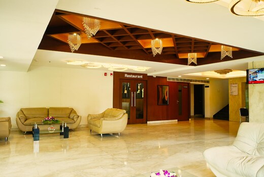ELEGANT HOTEL
