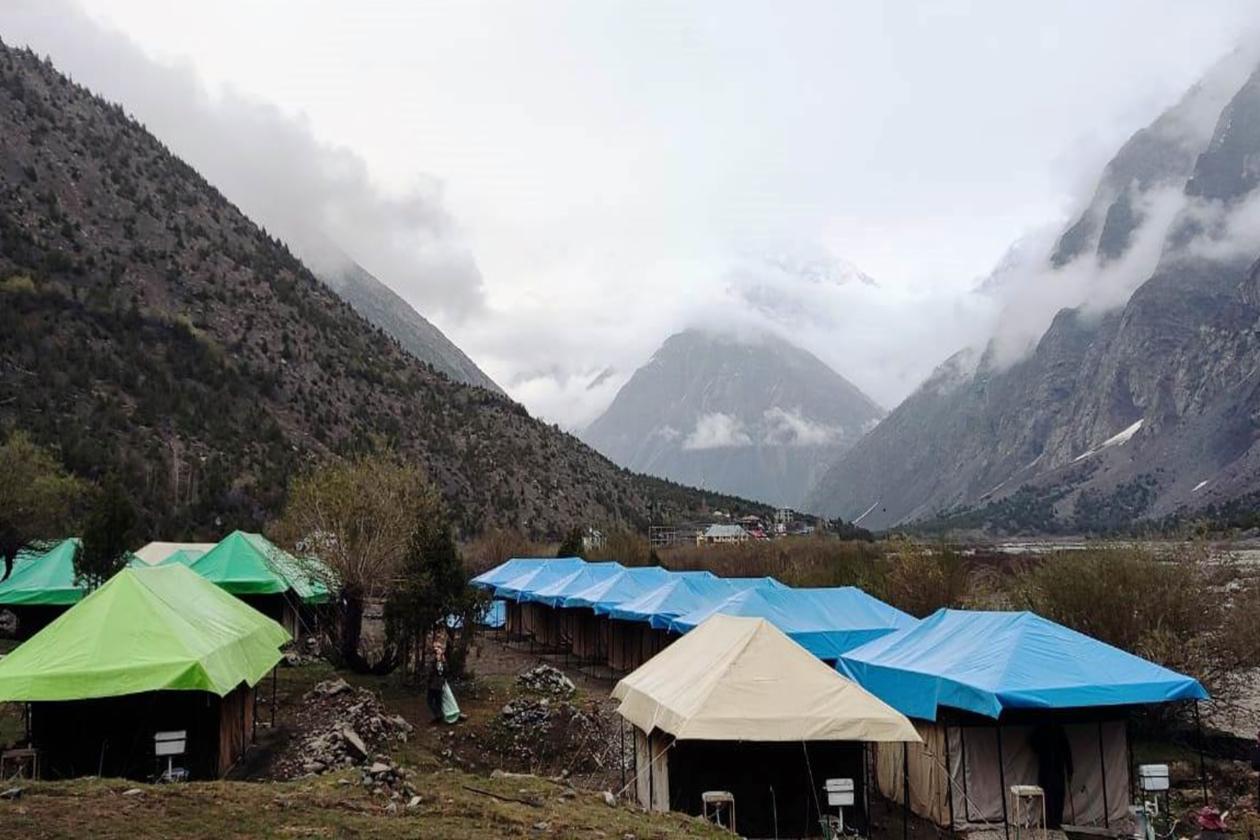 Garjha Hill Sigh, Belling | Tents & Caretaker - Tap to explore photos