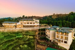 Lemon Tree Hotel, Mukteshwar