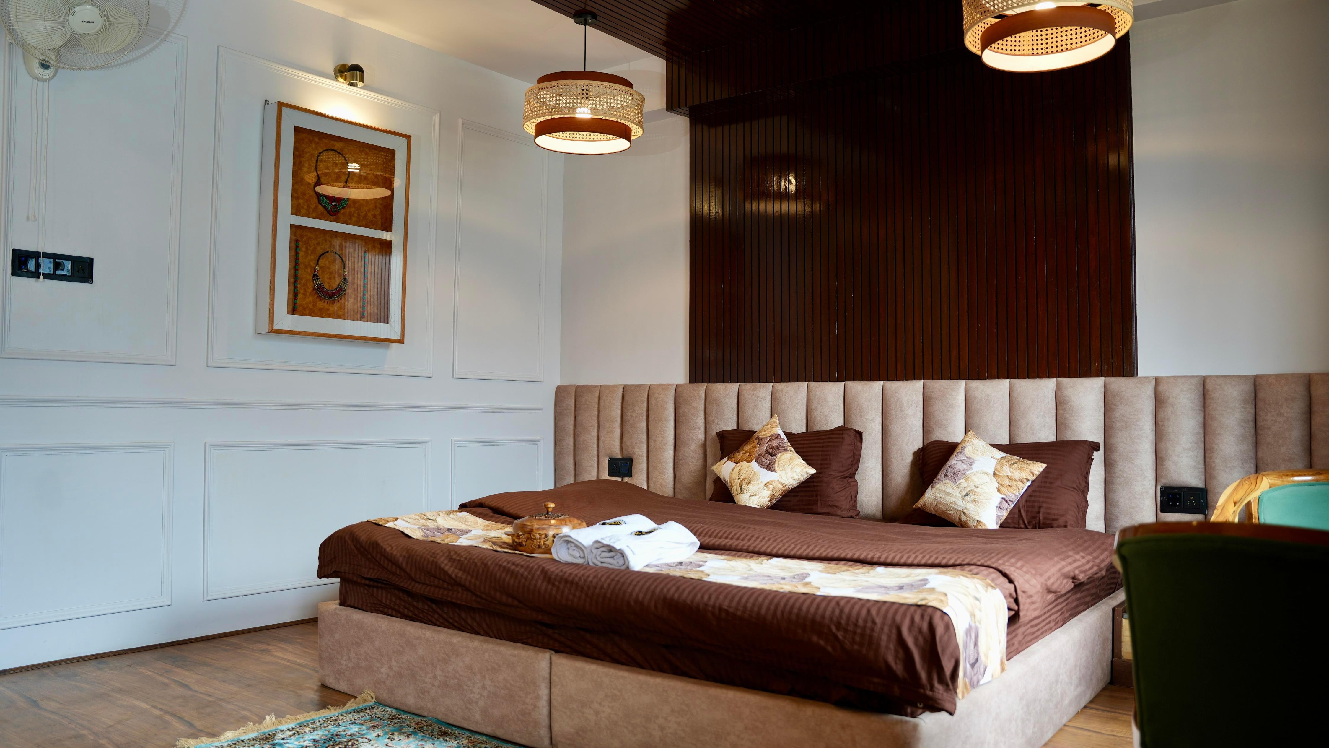 Hotel Nirvana And Restaurant