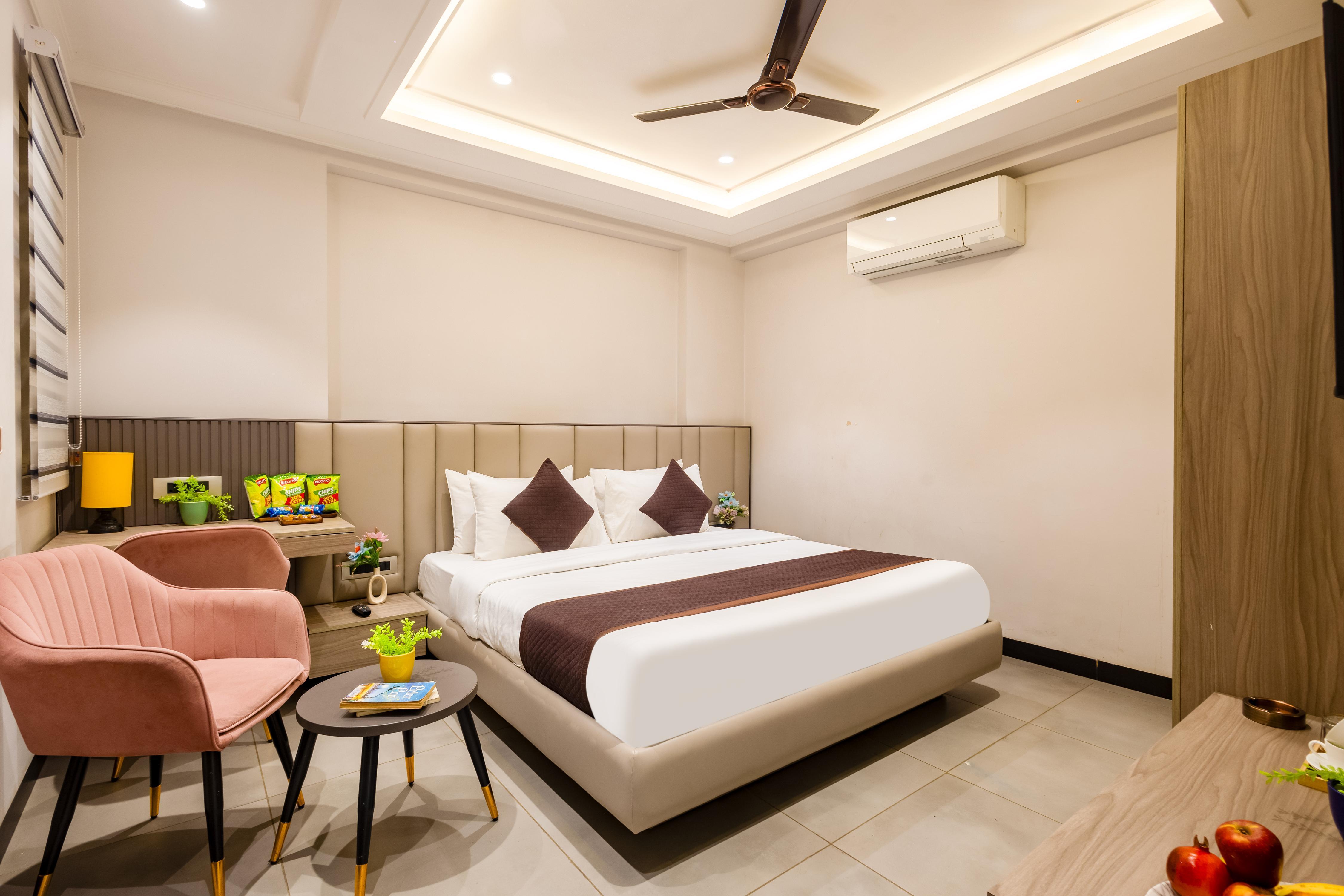 Hotel Superb @ New Delhi Railway Station