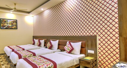 Hotel Smart Plaza By SMART GROUP Room Type - Family Suites With 4 Bed