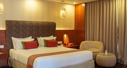 Mountain Glory Forest Resort and Spa, Pokhara Room Type - Executive Suite with  Mountain View & Bathtub