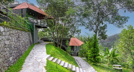Haze and Kites Resort, Munnar Room Type - Premier Cottage