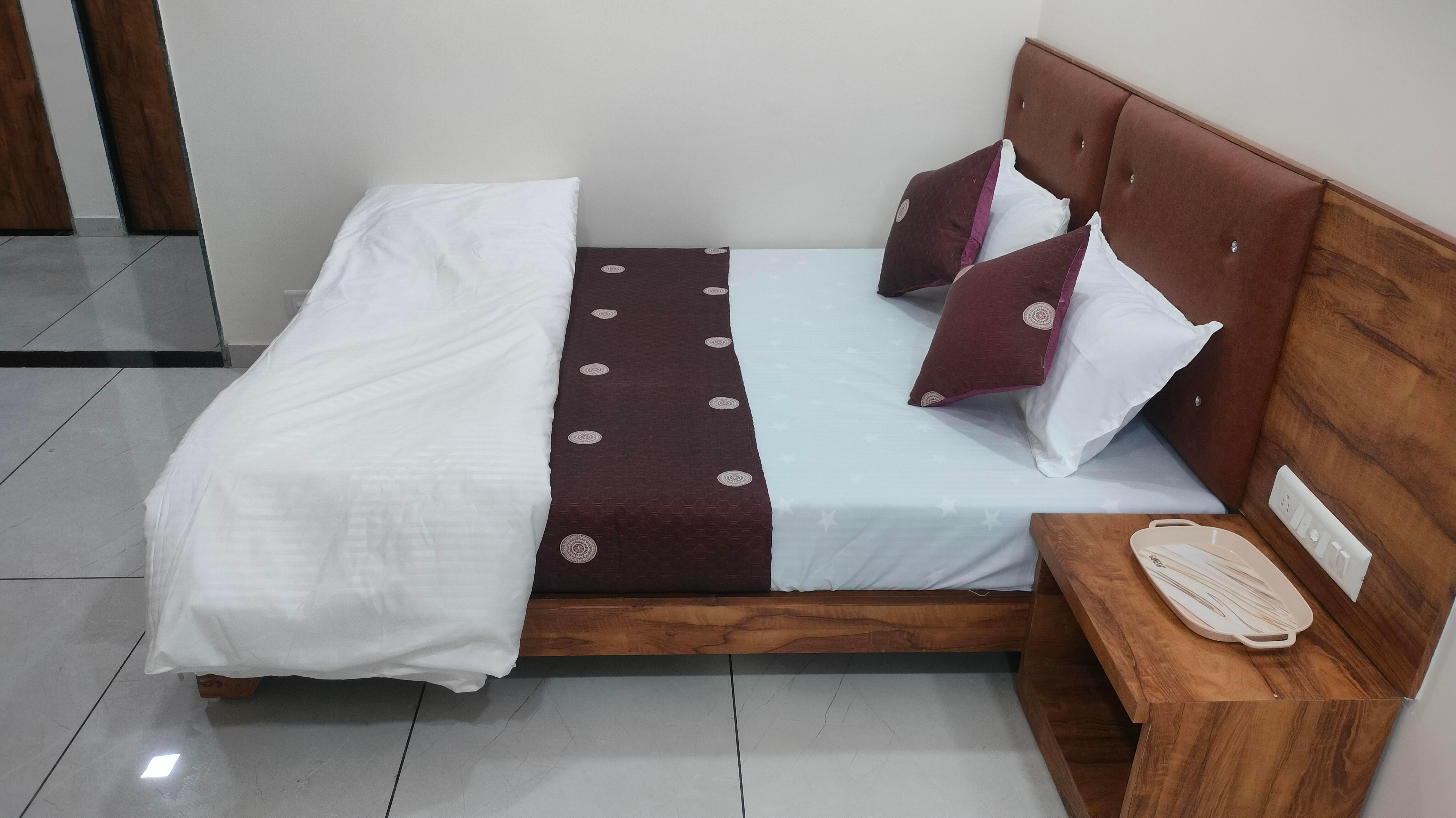 Hotel Relax AC Dormitory Room Type - Deluxe Double Bed Ac Room