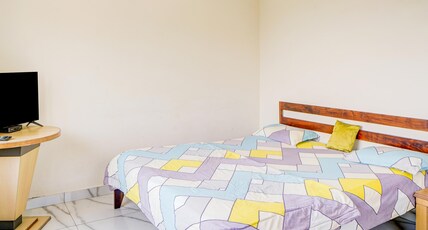 The Dew Drops Villa | Rooms & Kitchen Room Type - Semi Deluxe Room