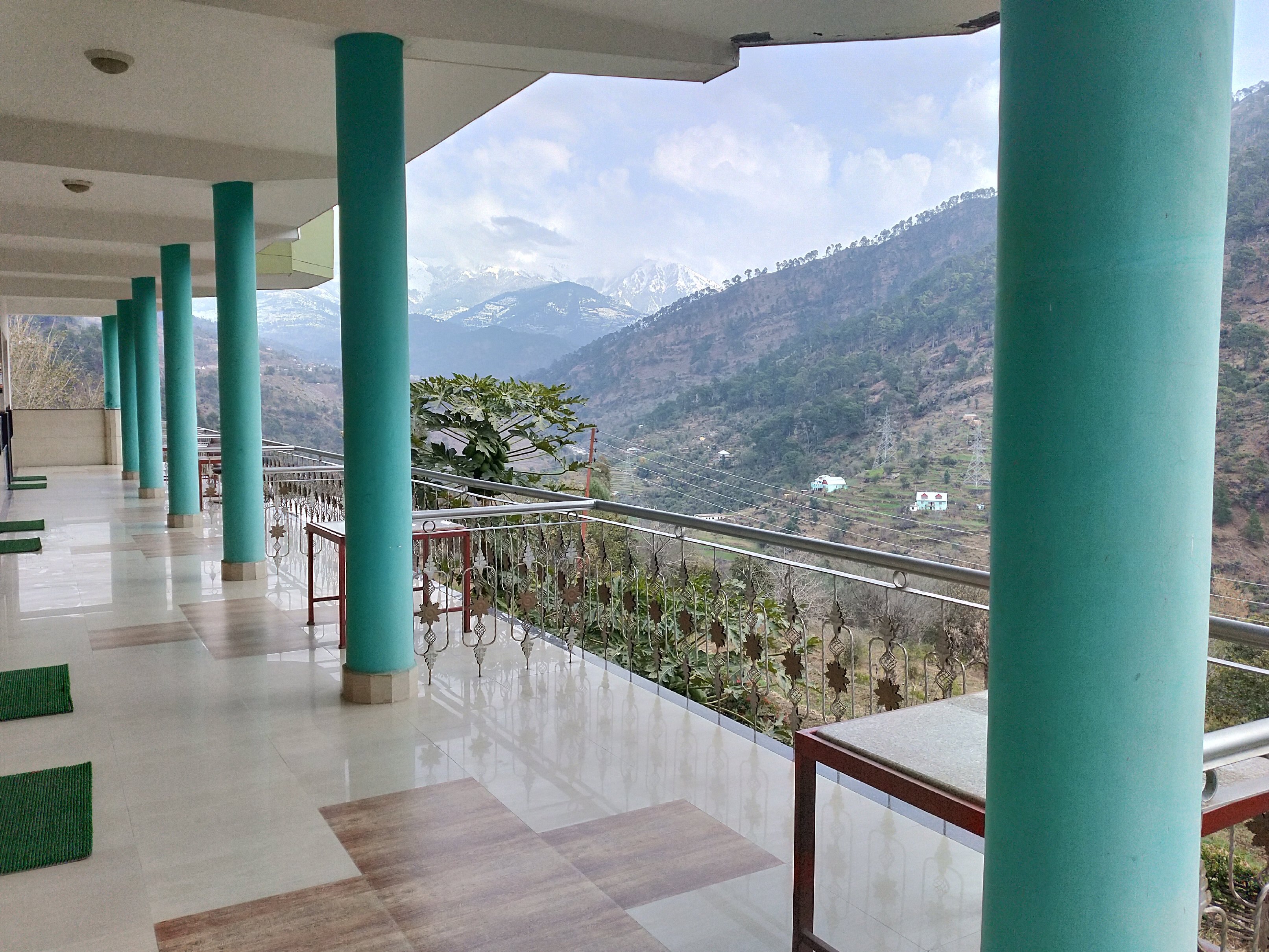 Main gallery