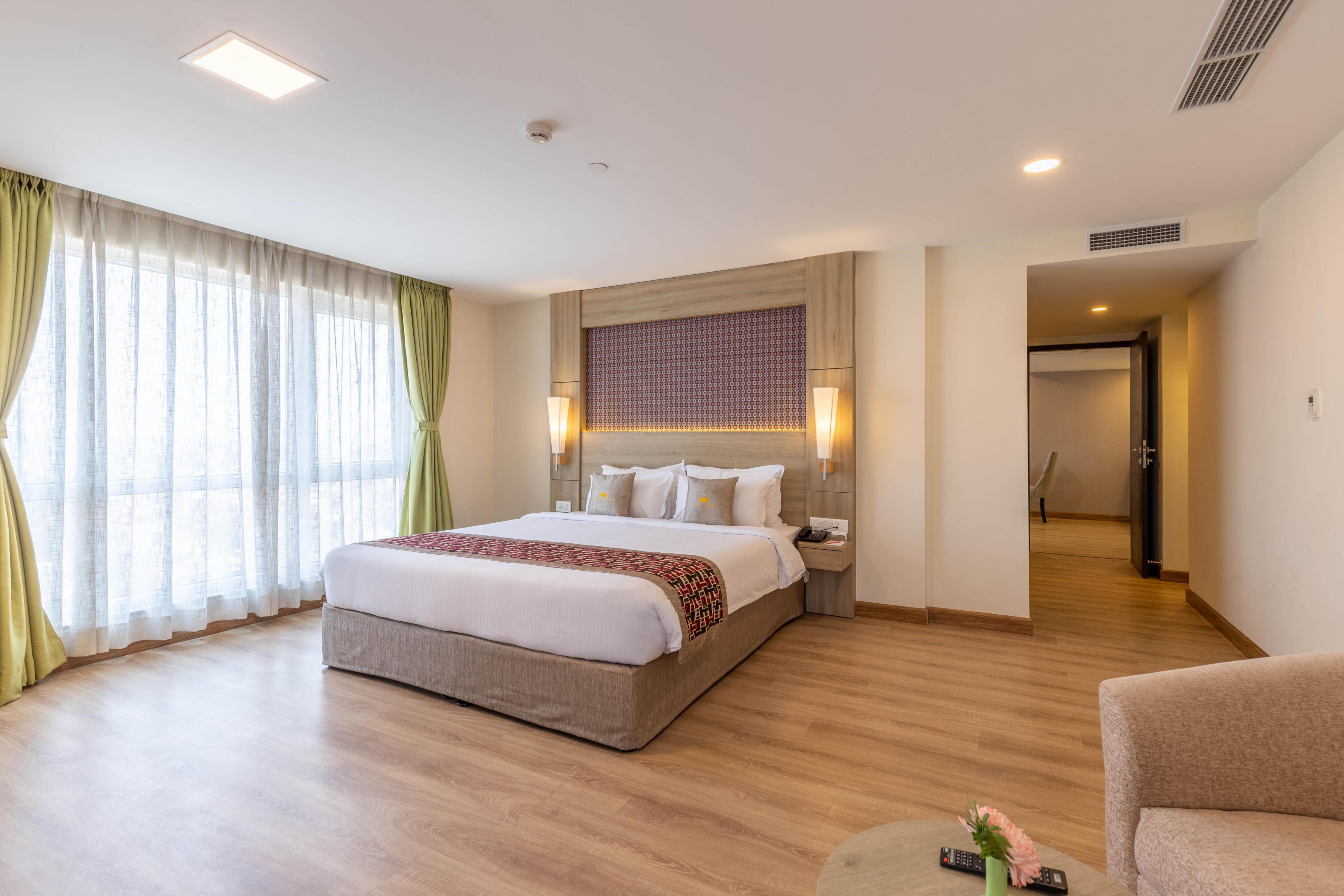 Hotel Crowne Imperial – Kathmandu Room Type - 3 Bedroom Apartment with Bathtub, Balcony & Pool View Hotel Crowne Imperial – Kathmandu Room Type - 3 Bedroom Apartment with Bathtub, Balcony & Pool View