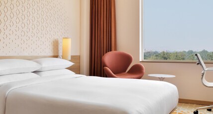 Fairfield by Marriott Chennai Mahindra World City Room Type - Superior Queen Room 