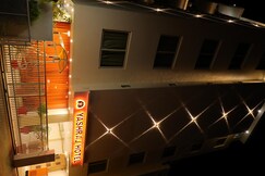 Nova Yashraj Hotel