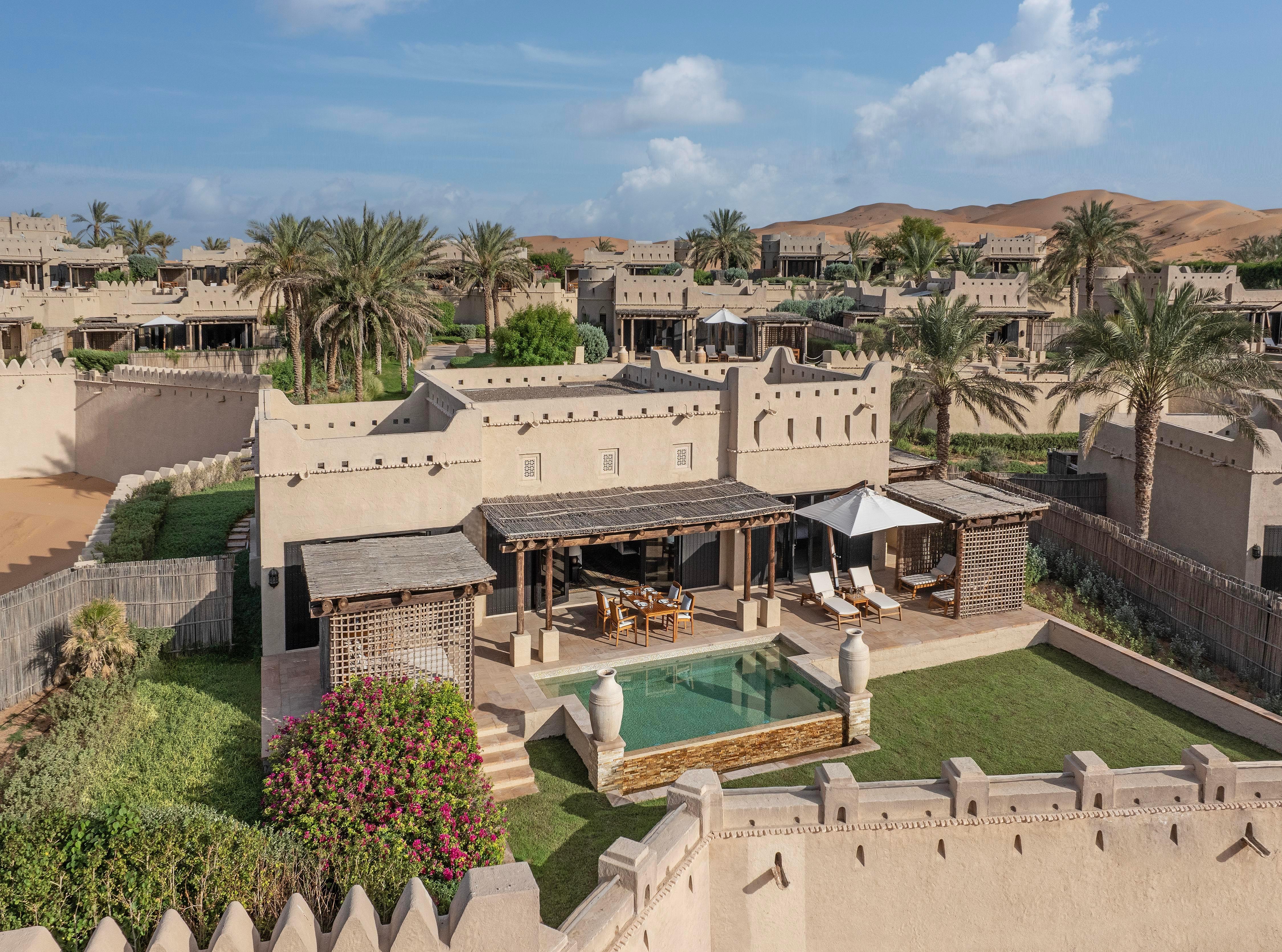 Qasr Al Sarab Desert Resort by Anantara