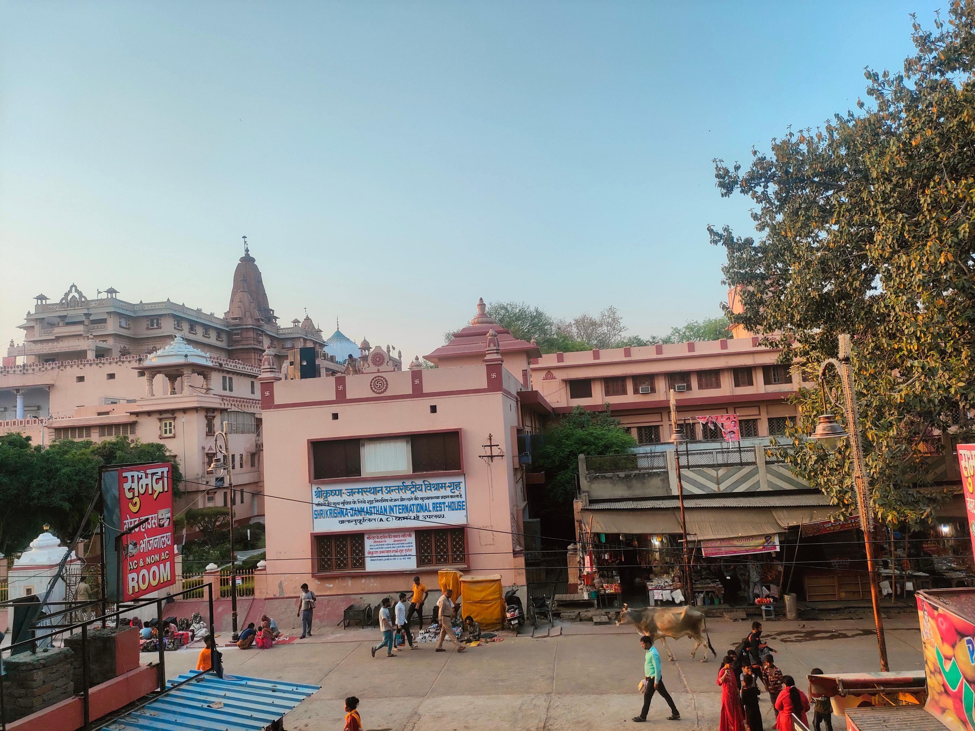 Shubhadra Guest House - Tap to explore photos
