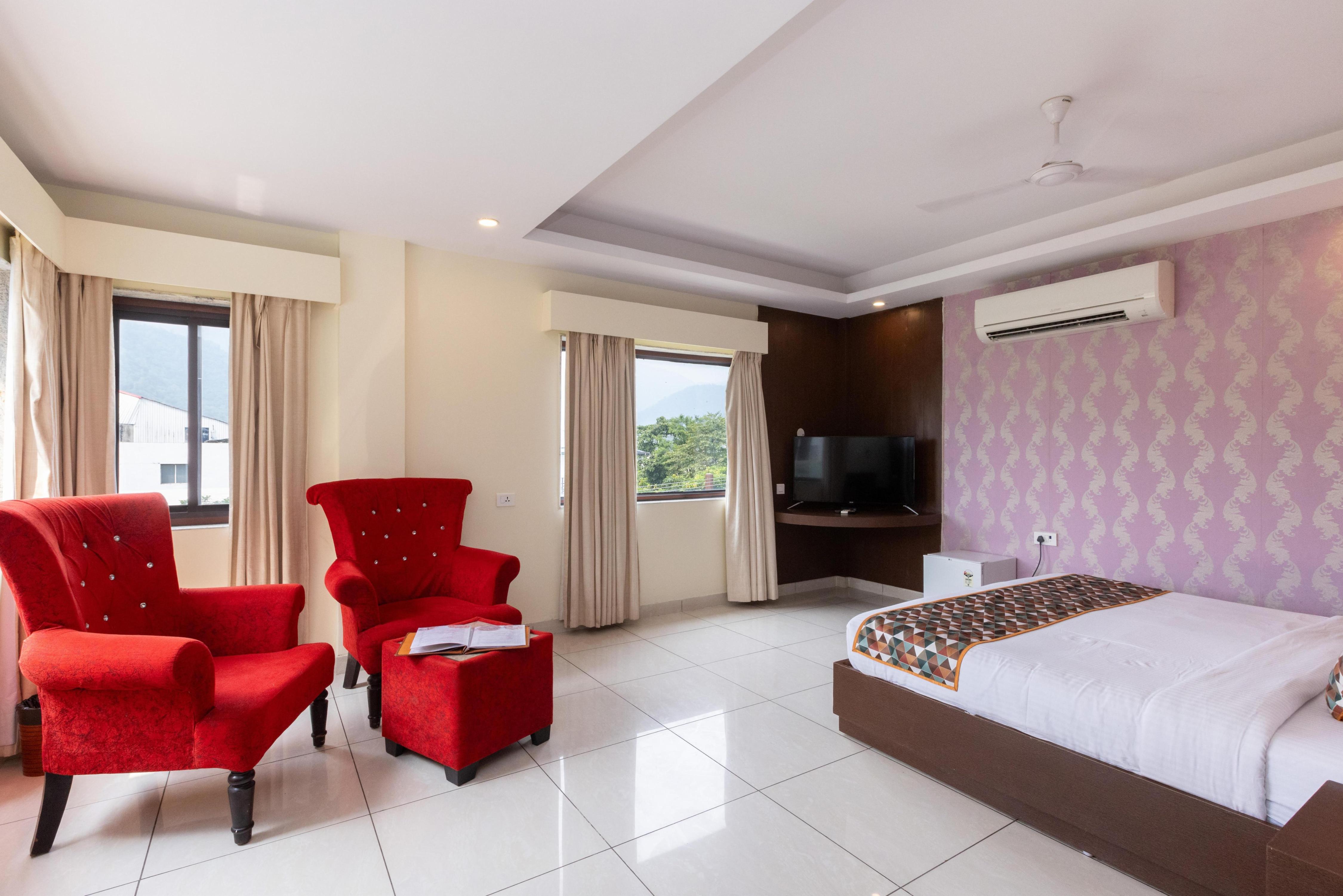 Indira Nikunj Rubystone Exotic Room Type - Honeymoon Suite