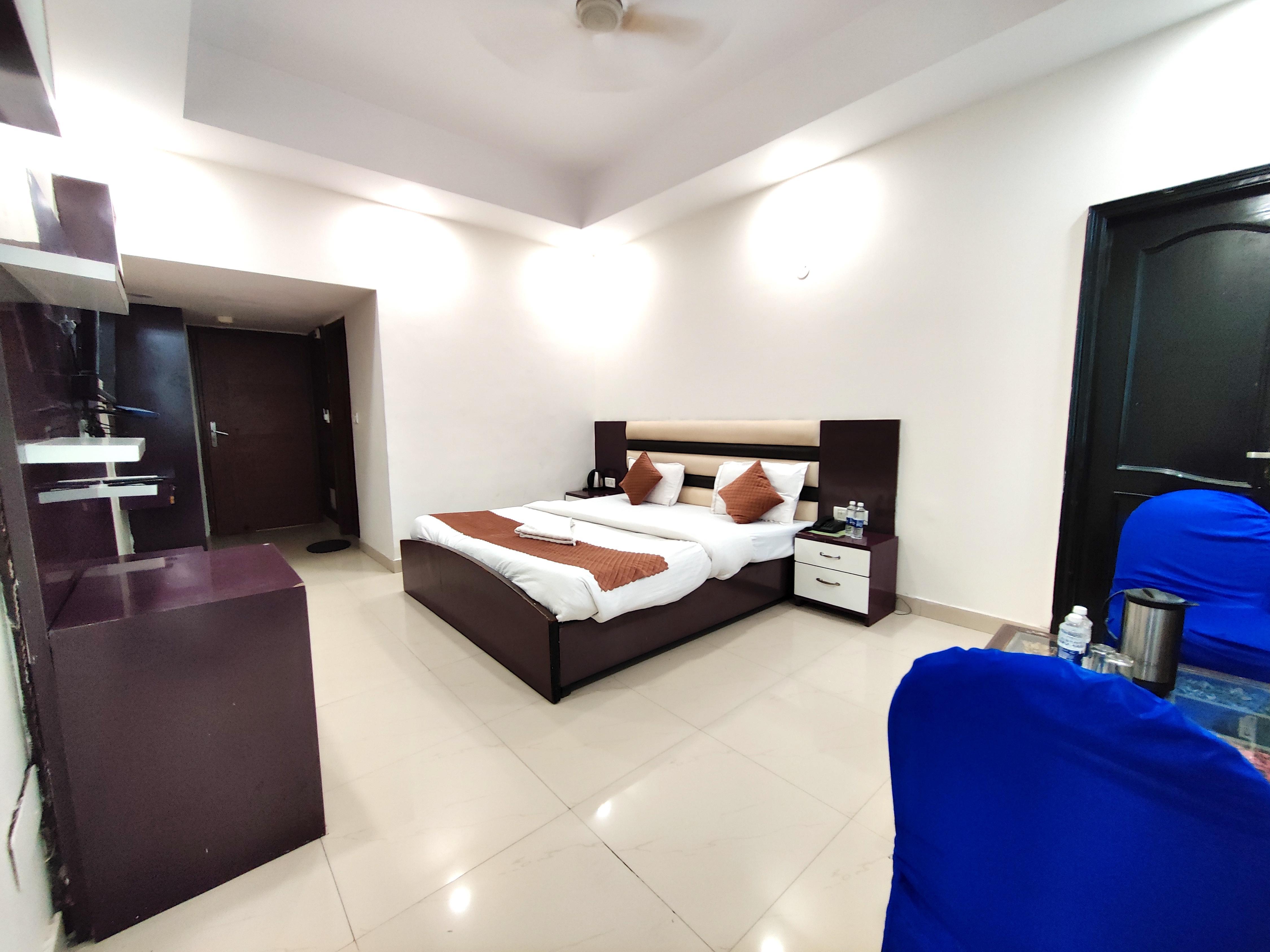 Hotel Orchid Garden, Delhi Room Type - Standard Room