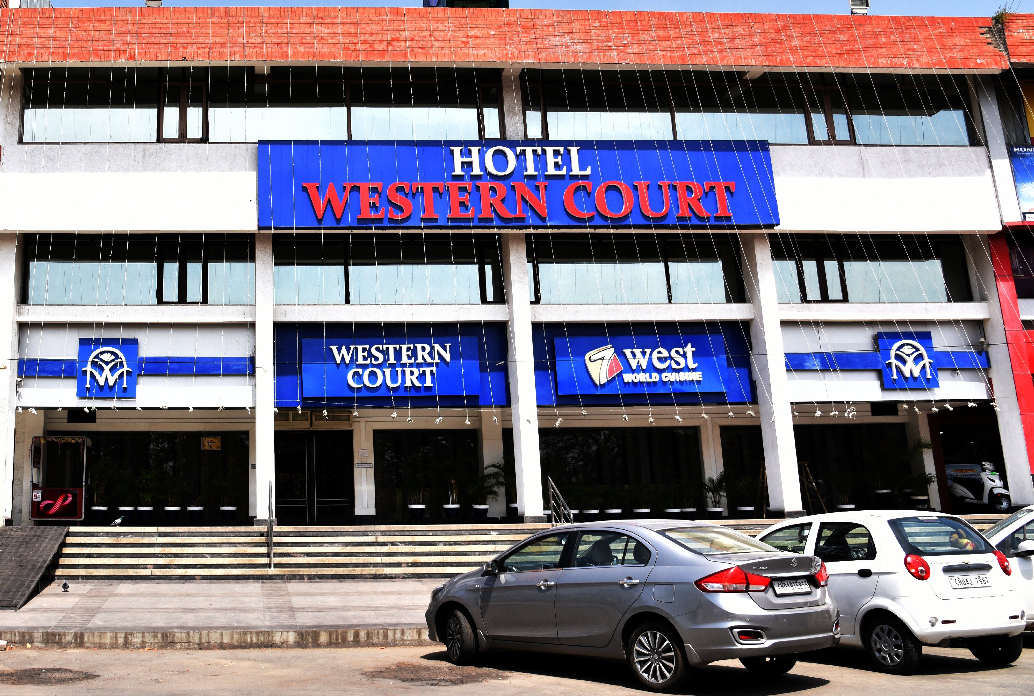 Hotel Western Court Chandigarh - Tap to explore photos