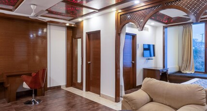 The Solitaire Resort by Lawrence Hotels Room Type - Valley View Presidential Suite