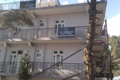 THE HIMALAYAS GUEST HOUSE
